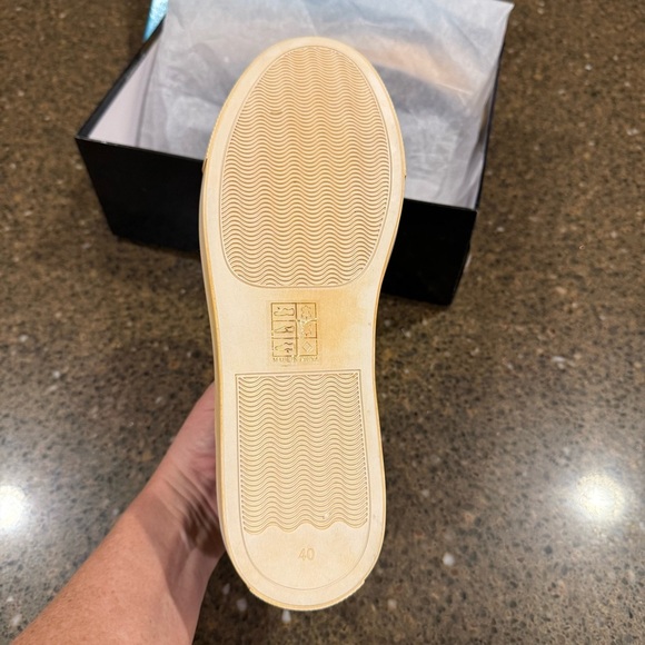 NEW Chocolat Blu Move Suede NASH Camo Print Pull On Distressed Sneakers - Picture 5 of 13